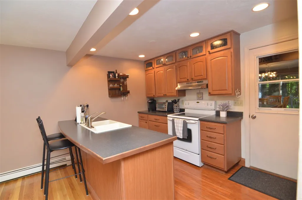 8 Susan Lane Concord NH 03301