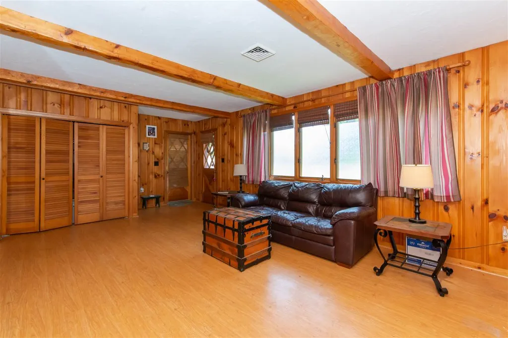 123 Winnicutt Road Stratham NH 03885