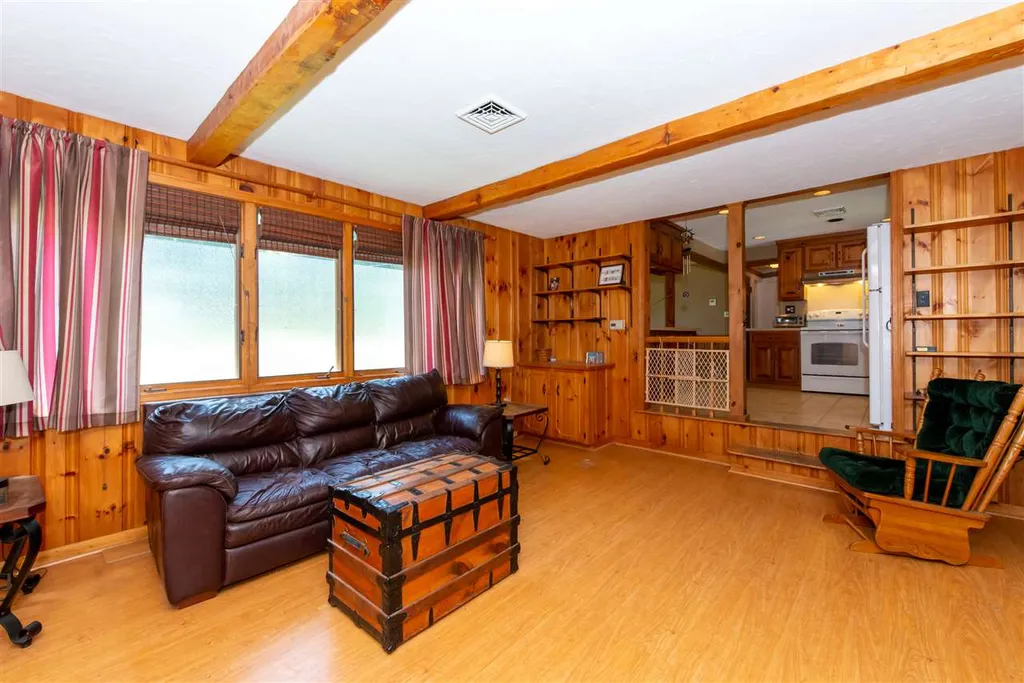 123 Winnicutt Road Stratham NH 03885
