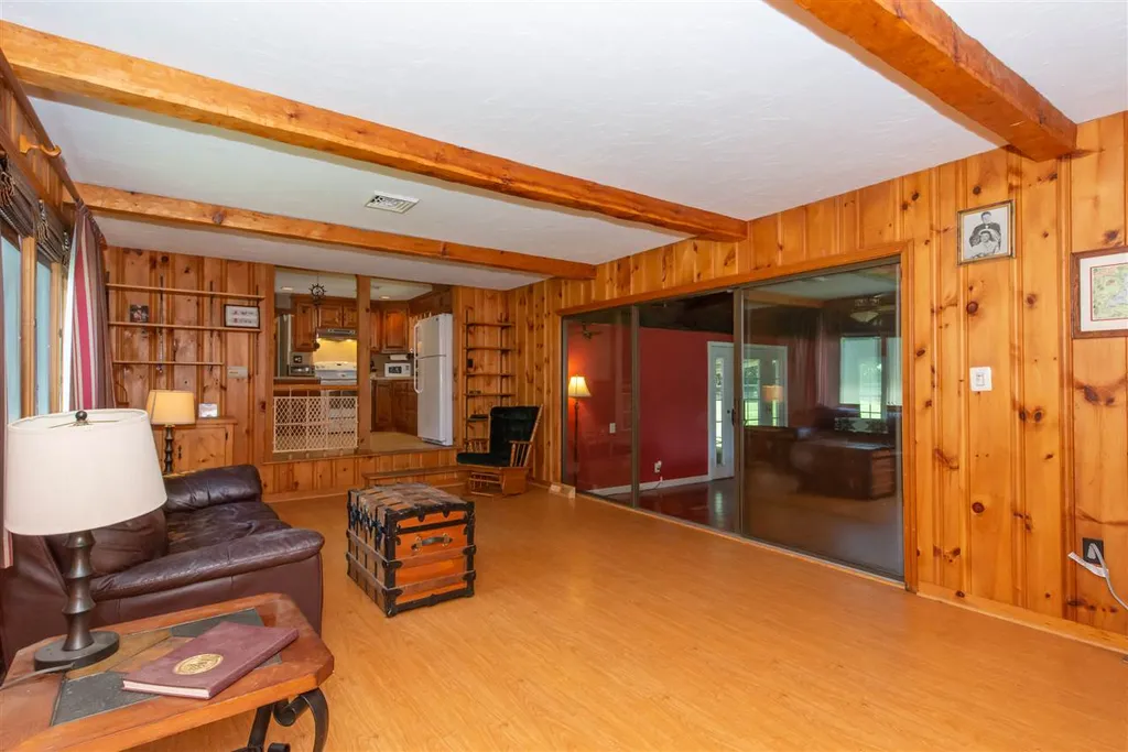 123 Winnicutt Road Stratham NH 03885