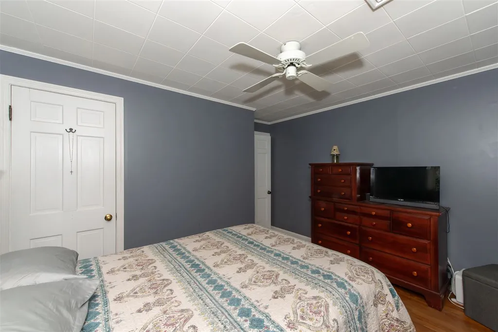 123 Winnicutt Road Stratham NH 03885