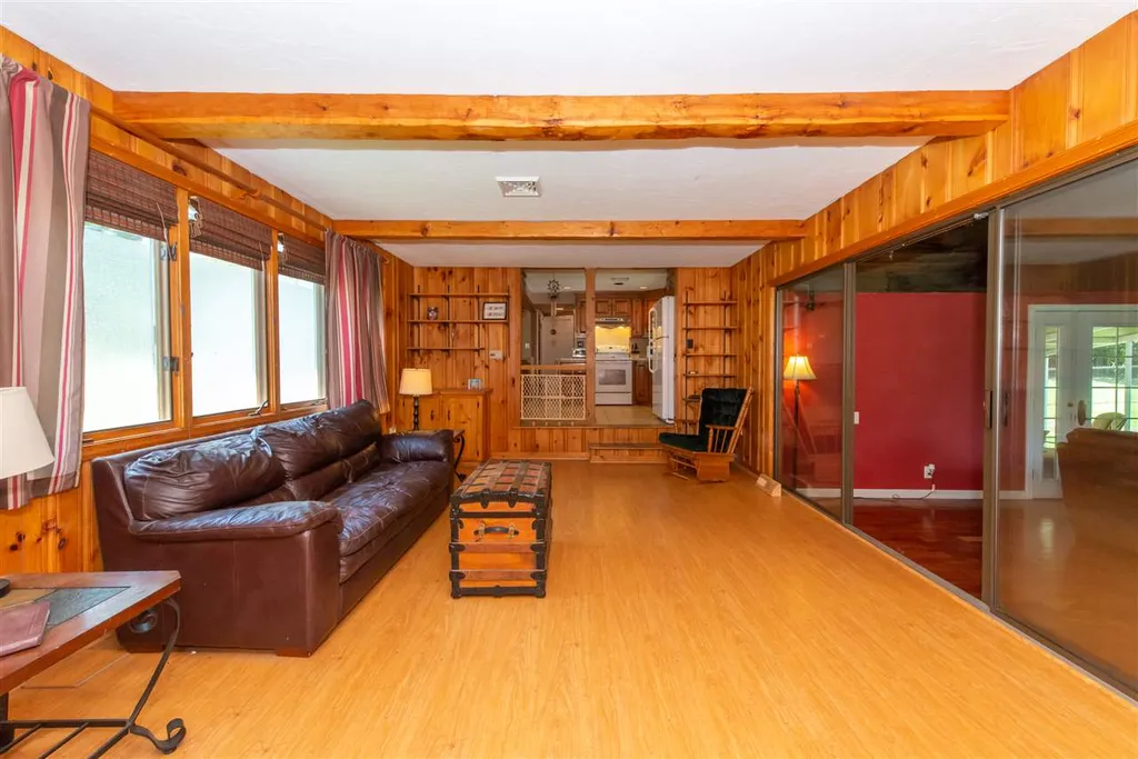 123 Winnicutt Road Stratham NH 03885