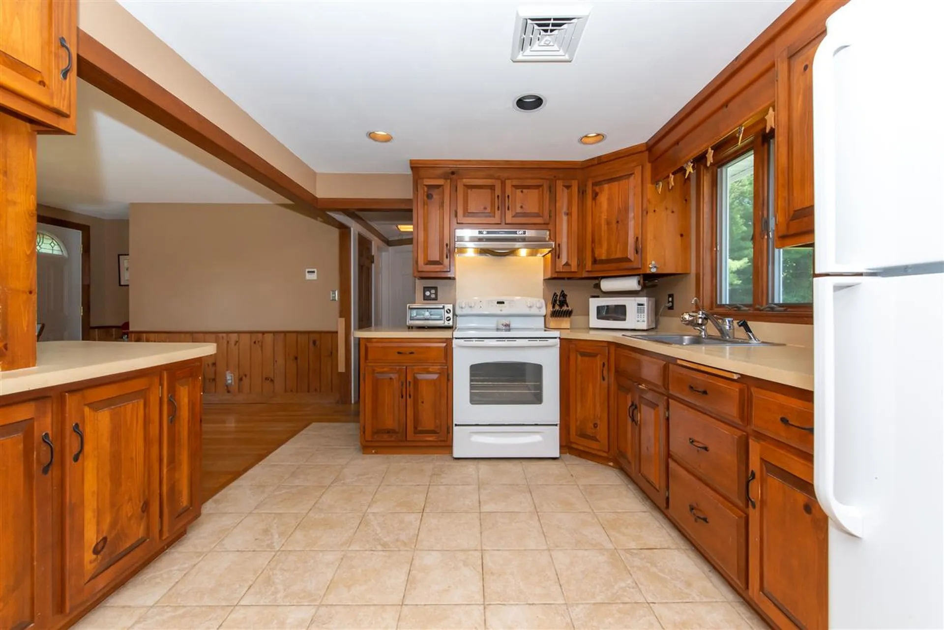123 Winnicutt Road Stratham NH 03885