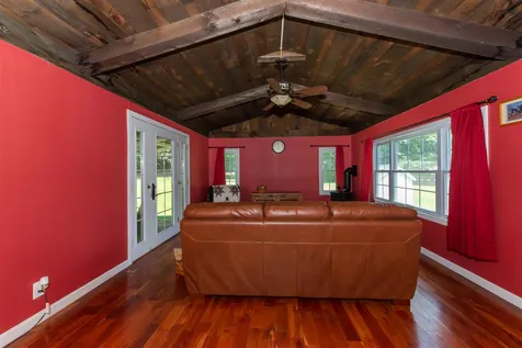 123 Winnicutt Road Stratham NH 03885