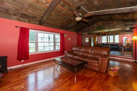 123 Winnicutt Road Stratham NH 03885