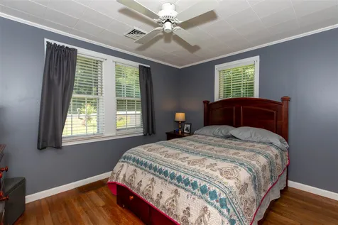 123 Winnicutt Road Stratham NH 03885