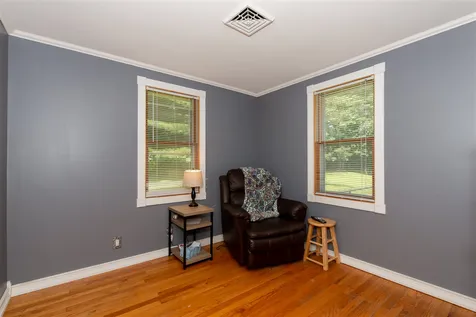 123 Winnicutt Road Stratham NH 03885