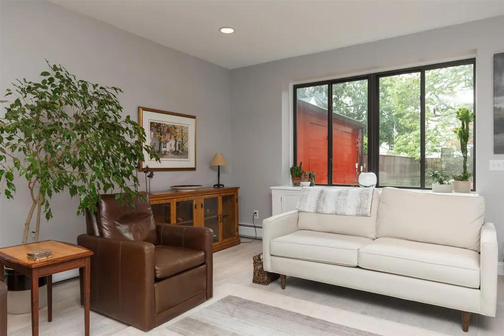 121 Daniel Street Portsmouth NH 03801