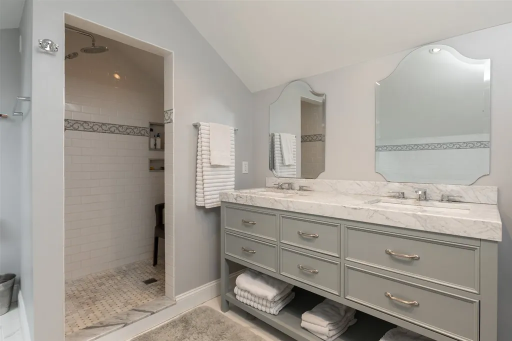 121 Daniel Street Portsmouth NH 03801