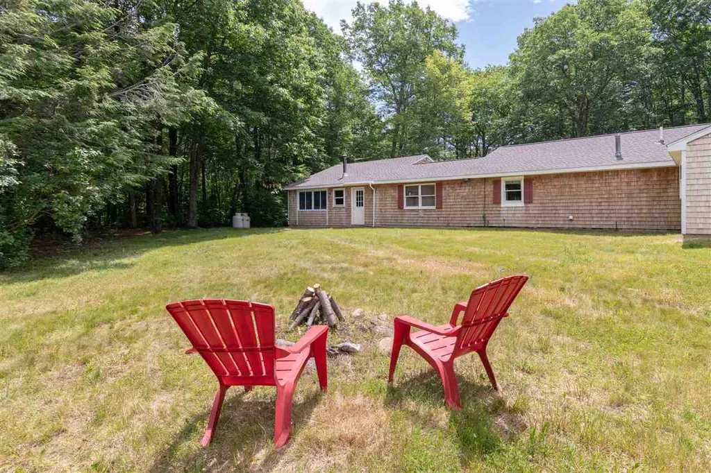 156 Parsons Hill Road Strafford NH 03884
