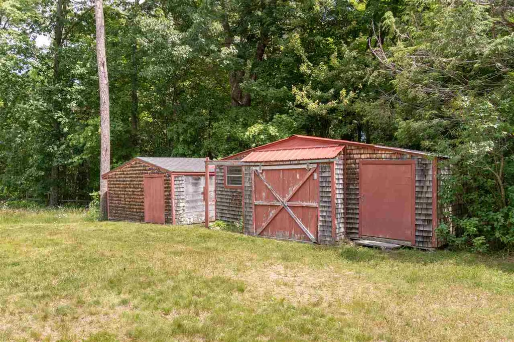156 Parsons Hill Road Strafford NH 03884