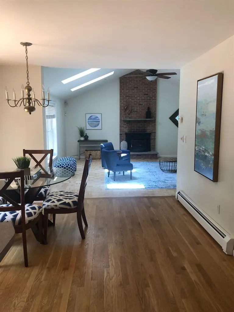 20 Heritage Drive Hampton NH 03842