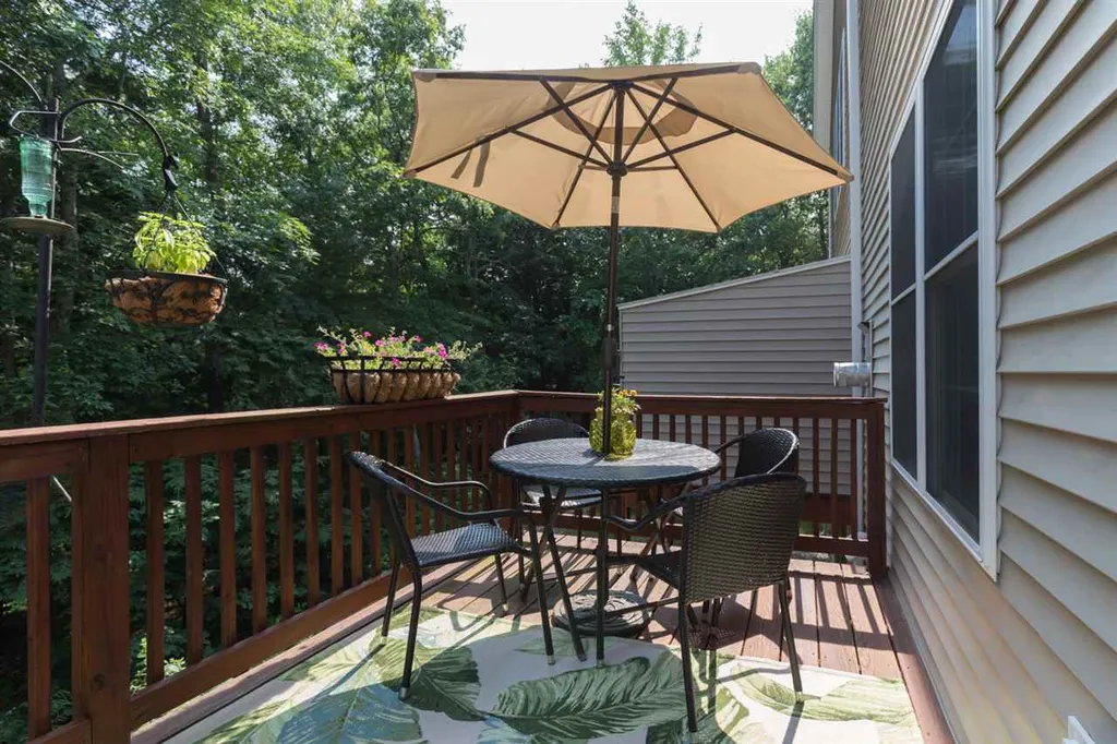 57 Magnolia Lane Newmarket NH 03857