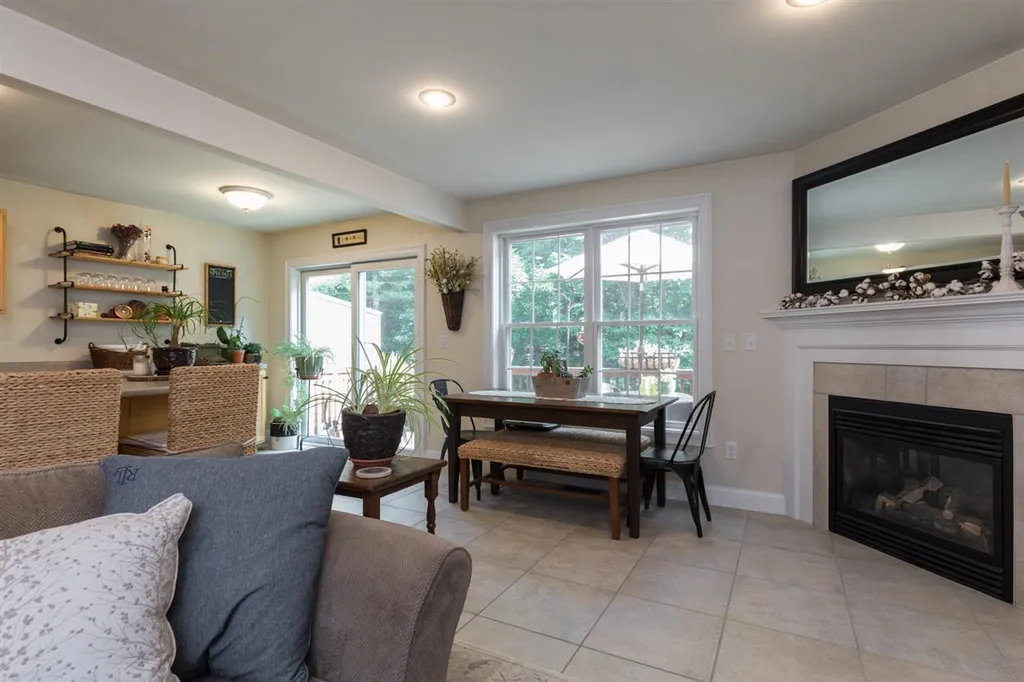57 Magnolia Lane Newmarket NH 03857