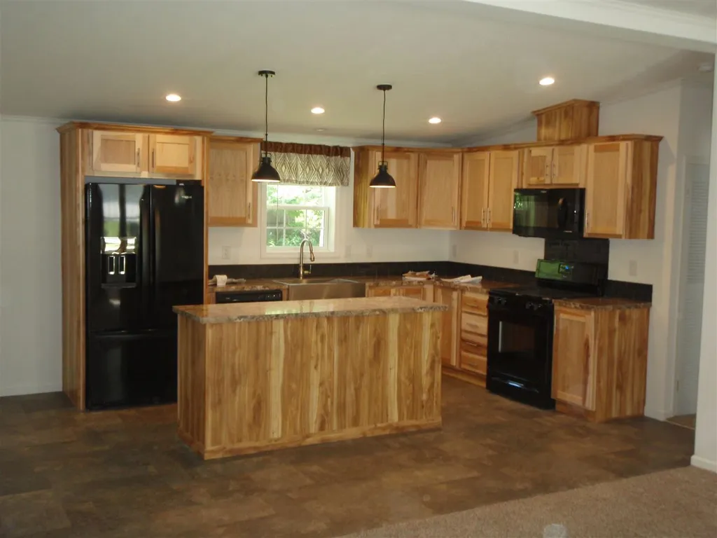 4 Ponderosa Avenue Nashua NH 03062