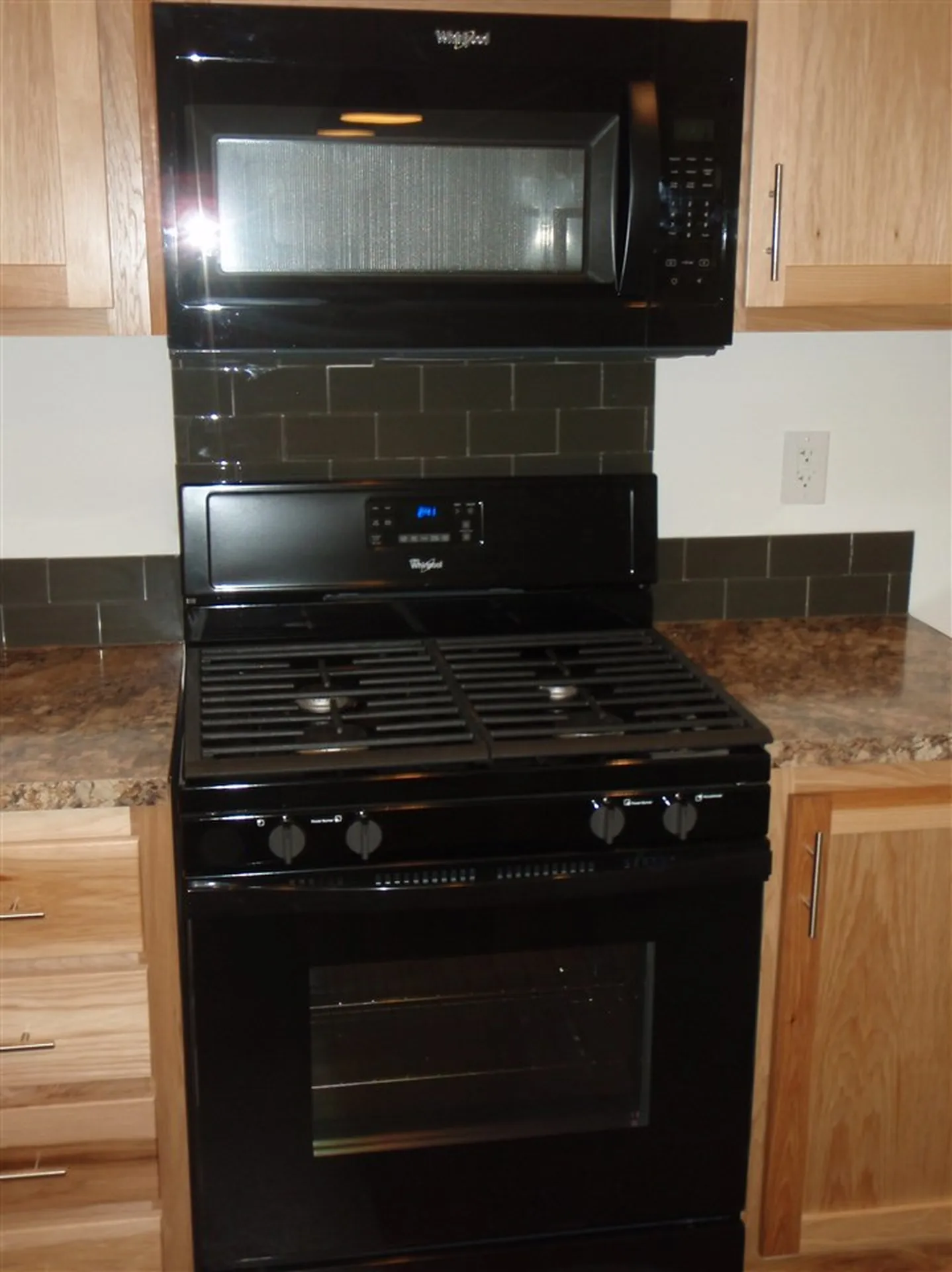 4 Ponderosa Avenue Nashua NH 03062