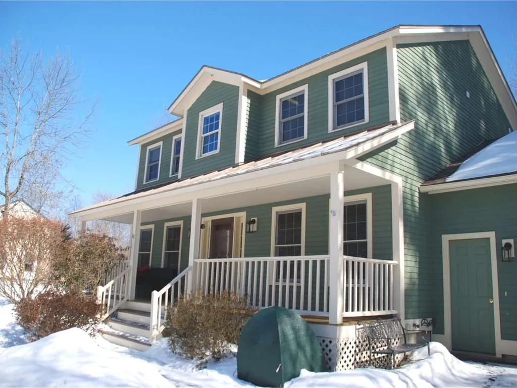 88 Nottingham Lane Burlington VT 05408