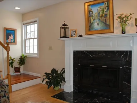 88 Nottingham Lane Burlington VT 05408