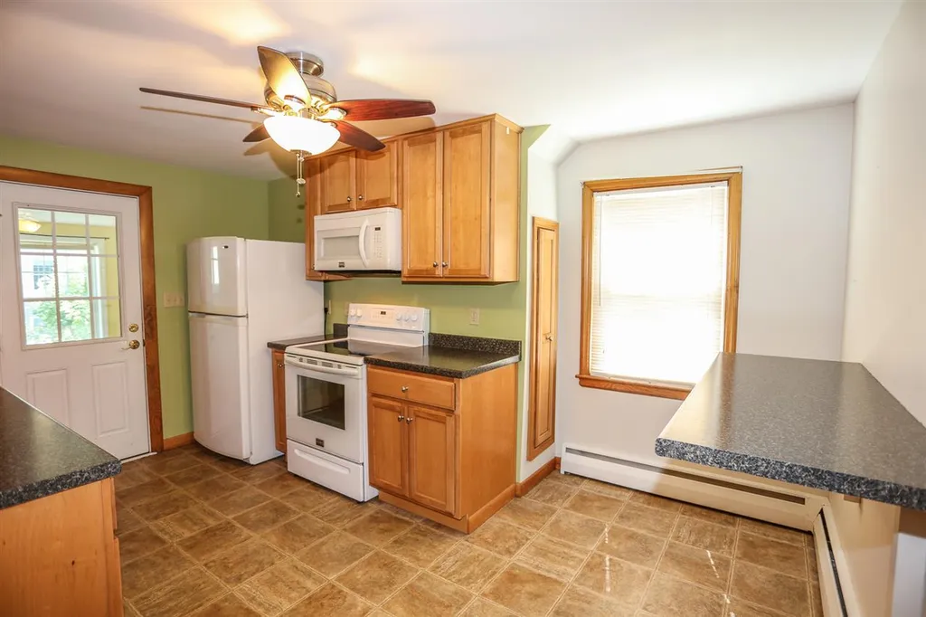 36 Fenton Street Manchester NH 03102