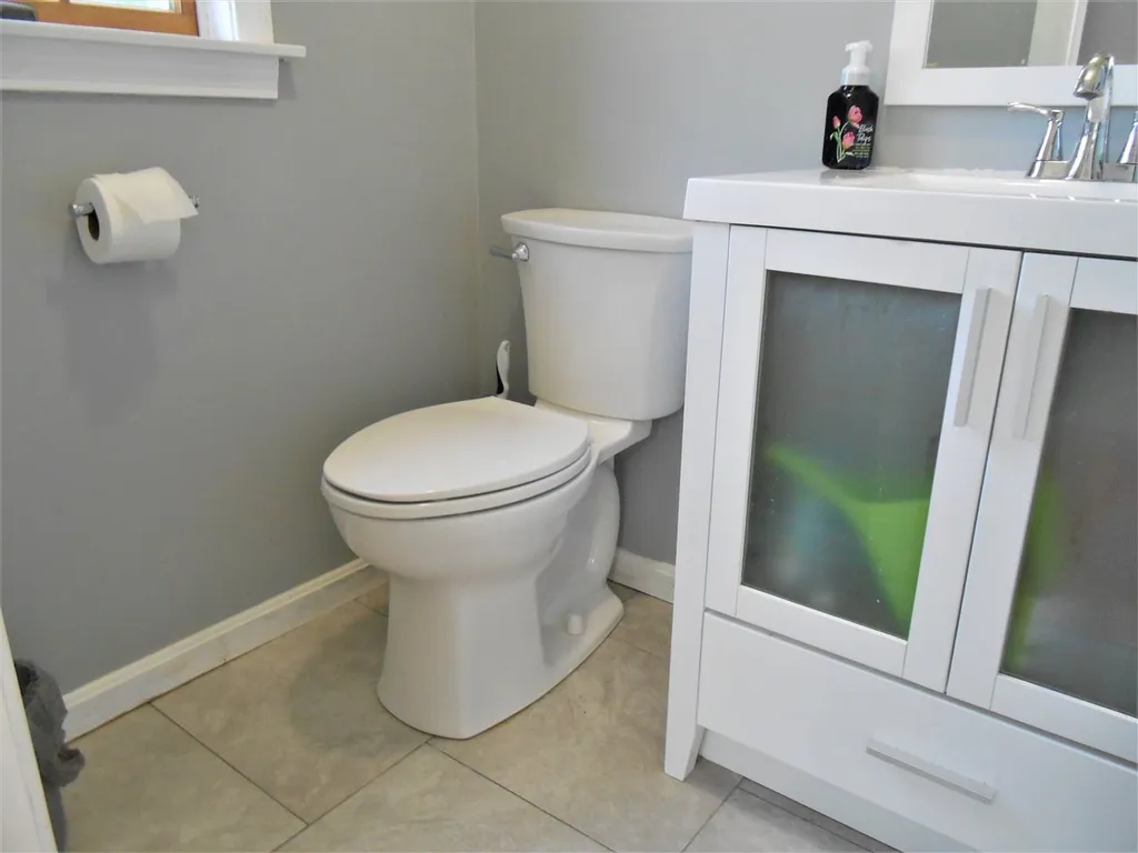 19 Littleworth Road Dover NH 03820