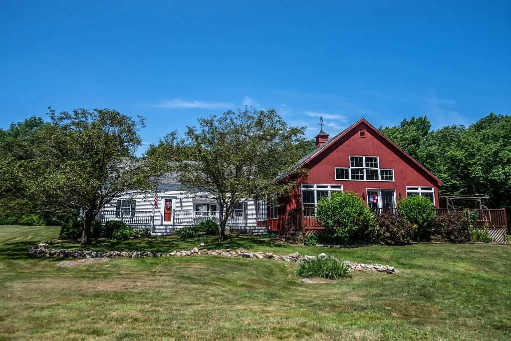 42 Buttermilk Lane Middleton NH 03887