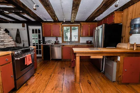 42 Buttermilk Lane Middleton NH 03887