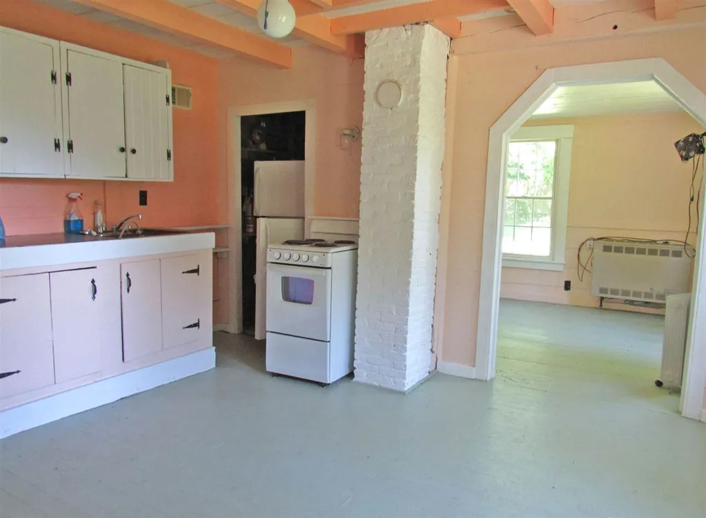 692 Miller Road Dummerston VT 05346