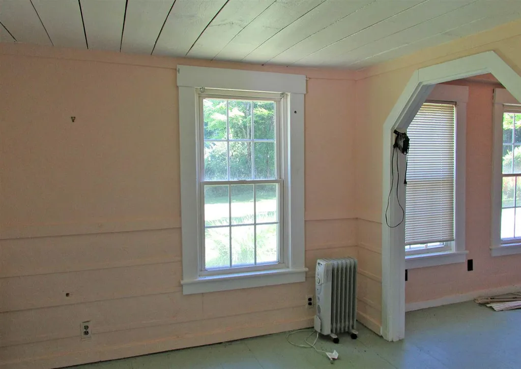 692 Miller Road Dummerston VT 05346