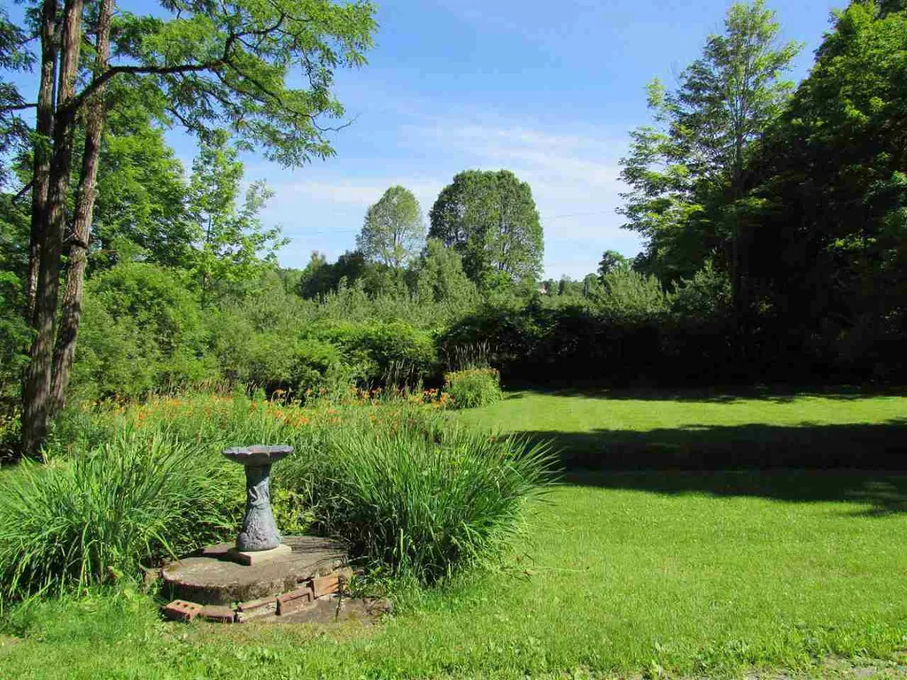 692 Miller Road Dummerston VT 05346