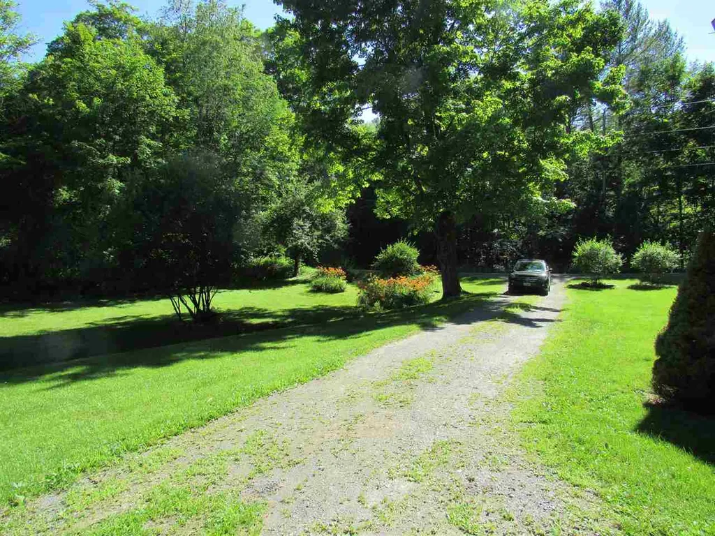 692 Miller Road Dummerston VT 05346
