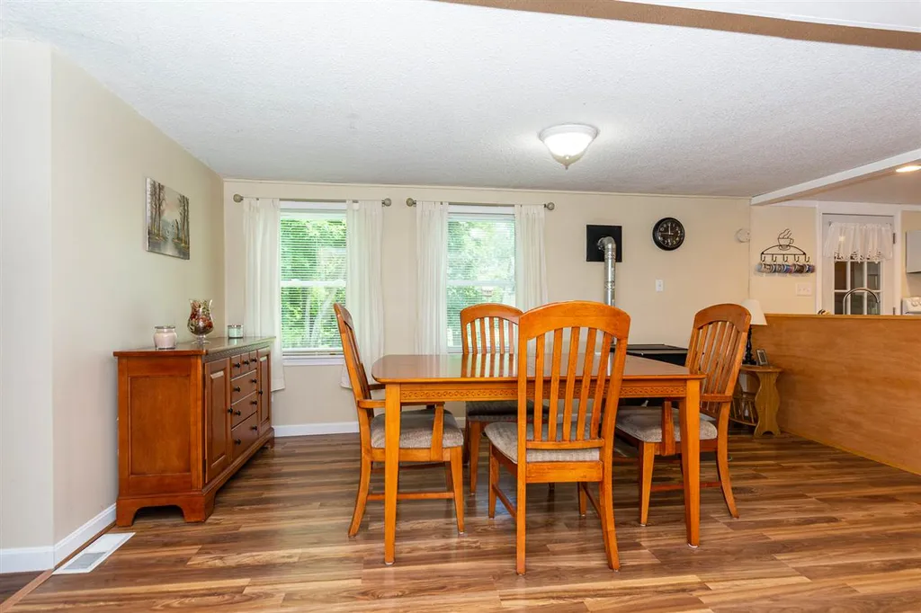 58 Fordway Extension Derry NH 03038