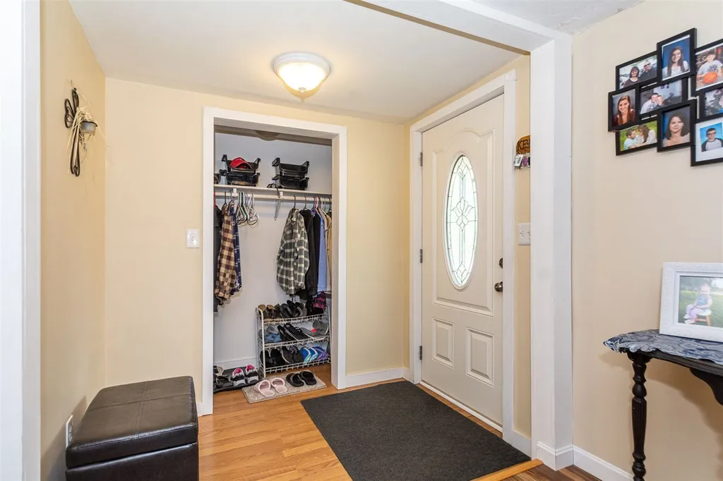 58 Fordway Extension Derry NH 03038