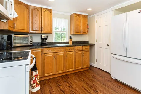 58 Fordway Extension Derry NH 03038
