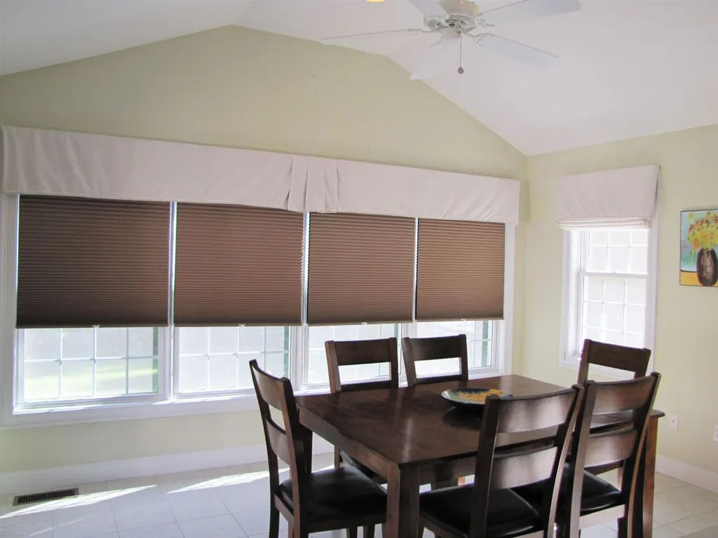 1-2 Risloves Way Fremont NH 03044