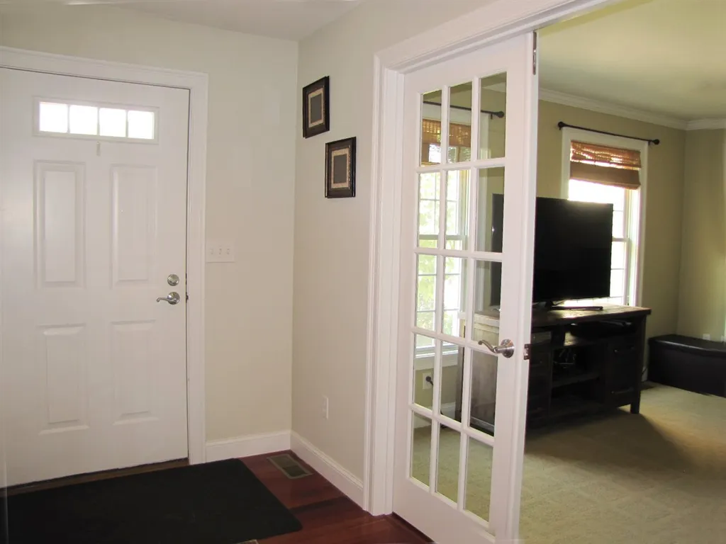 1-2 Risloves Way Fremont NH 03044