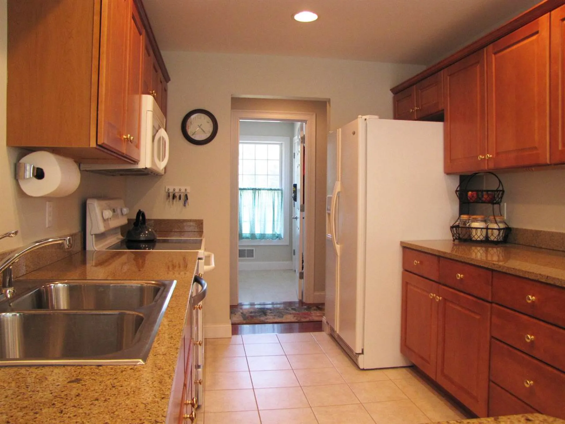 1-2 Risloves Way Fremont NH 03044
