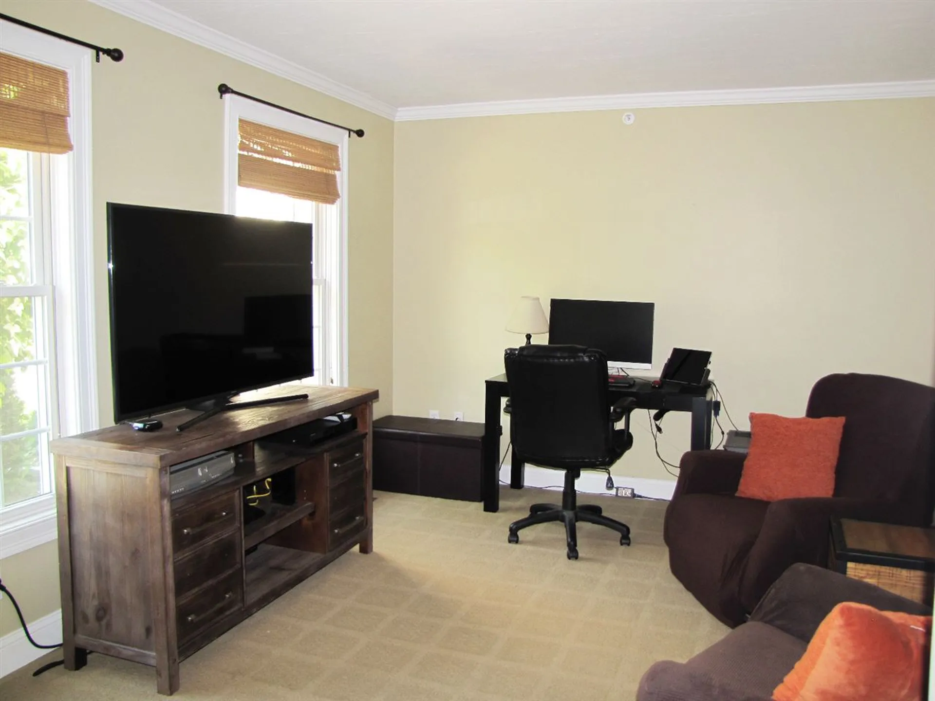 1-2 Risloves Way Fremont NH 03044