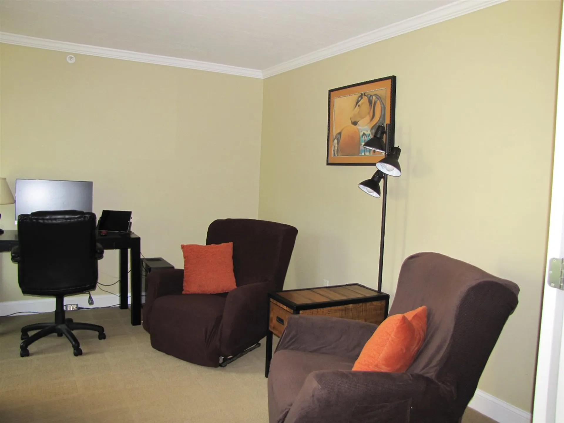1-2 Risloves Way Fremont NH 03044