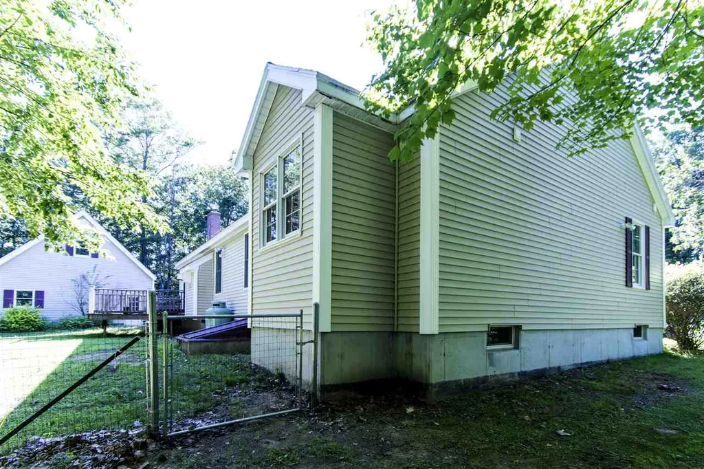 116 Hansonville Road Rochester NH 03839