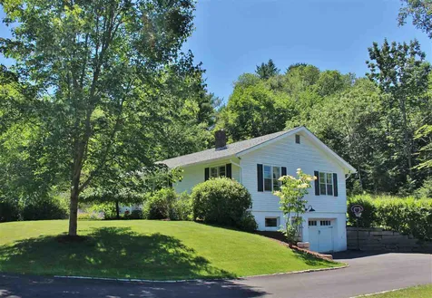 4 Hunter Lane Hanover NH 03755