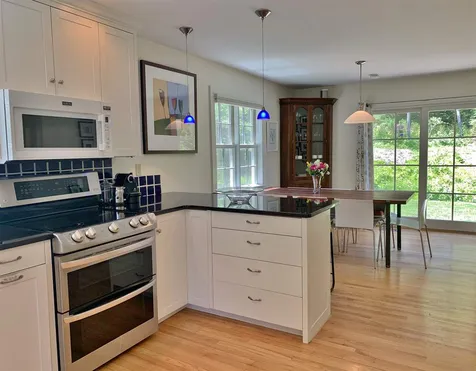 4 Hunter Lane Hanover NH 03755