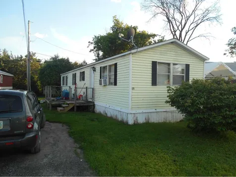15 Upham Place Claremont NH 03743