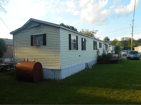 15 Upham Place Claremont NH 03743