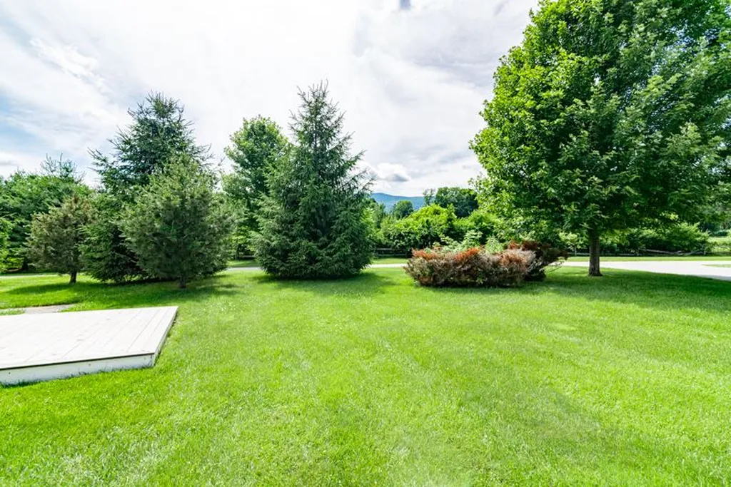 61 East Branch Farms Manchester VT 05255