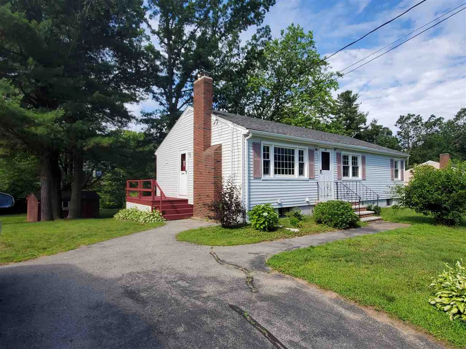 24 Twinbrook Avenue Salem NH 03079
