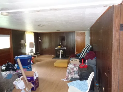 1912 Peavine Boulevard Bethel VT 05032