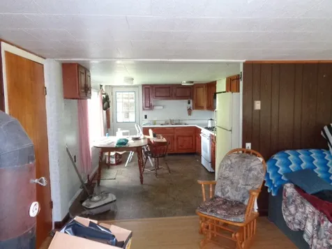1912 Peavine Boulevard Bethel VT 05032