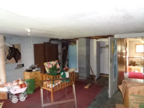 1912 Peavine Boulevard Bethel VT 05032