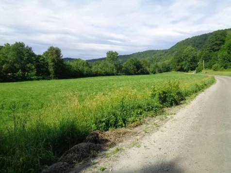 1912 Peavine Boulevard Bethel VT 05032