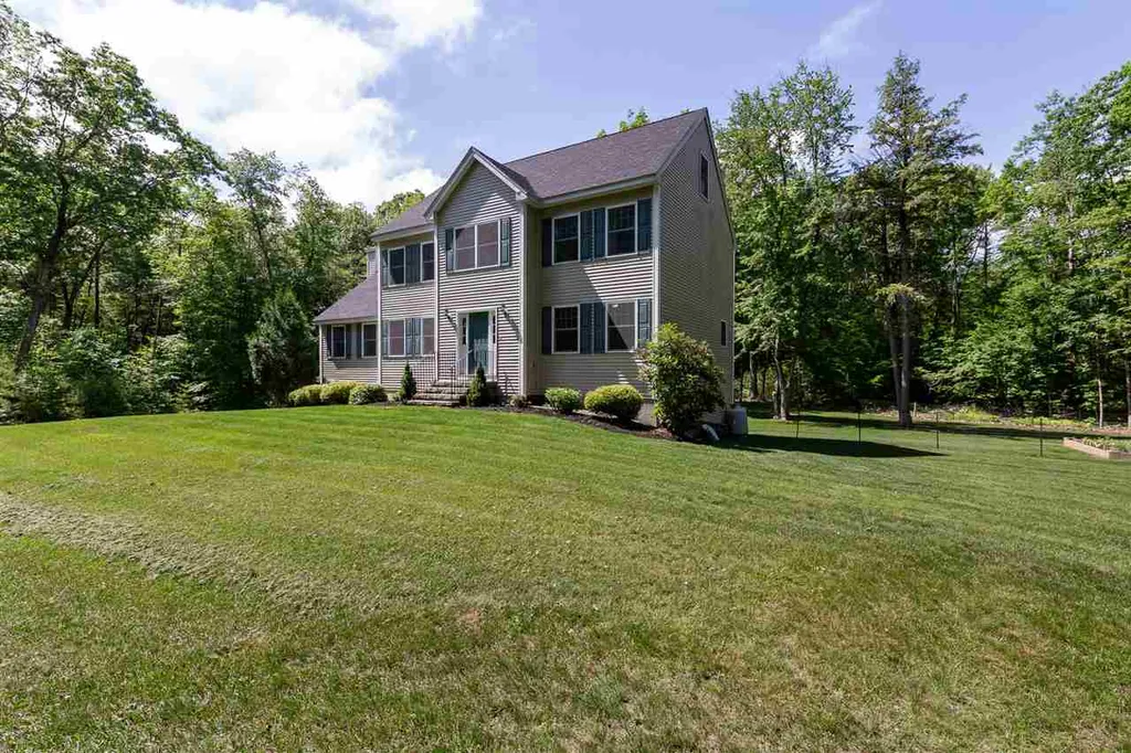 276 Littleworth Road Madbury NH 03823